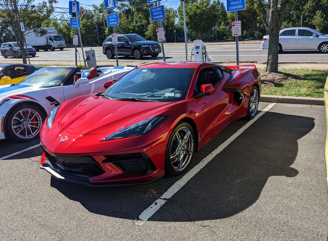 Is the Z06 a "Real" Performance Car Without a Manual Option? The Auto-Only Dilemma.