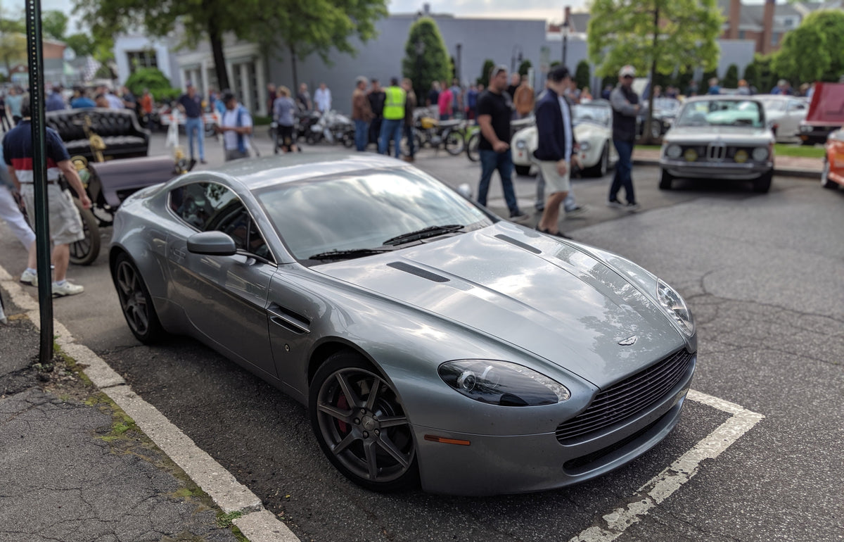 Aston Martin V8 Vantage (4.7L 6-Speed Manual) (British V8 GT)