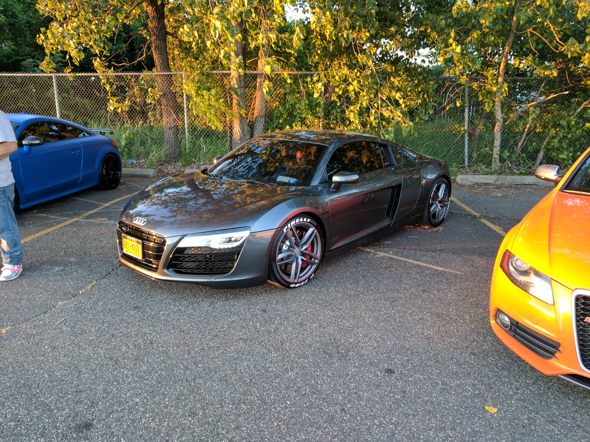 Audi R8 V10 (5.2L First-Gen Gated Manual)