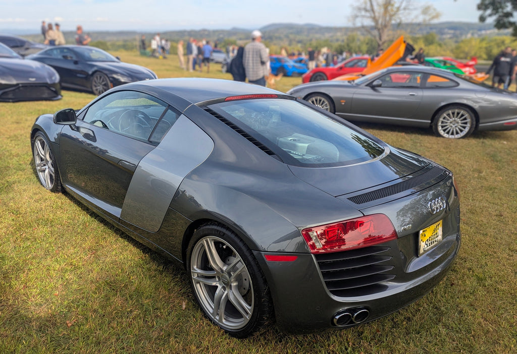 Audi R8 V10 (5.2L First-Gen Gated Manual)