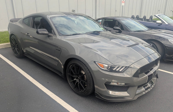 Ford Mustang Shelby GT350 (6-Speed Manual) (Flat-Plane V8)