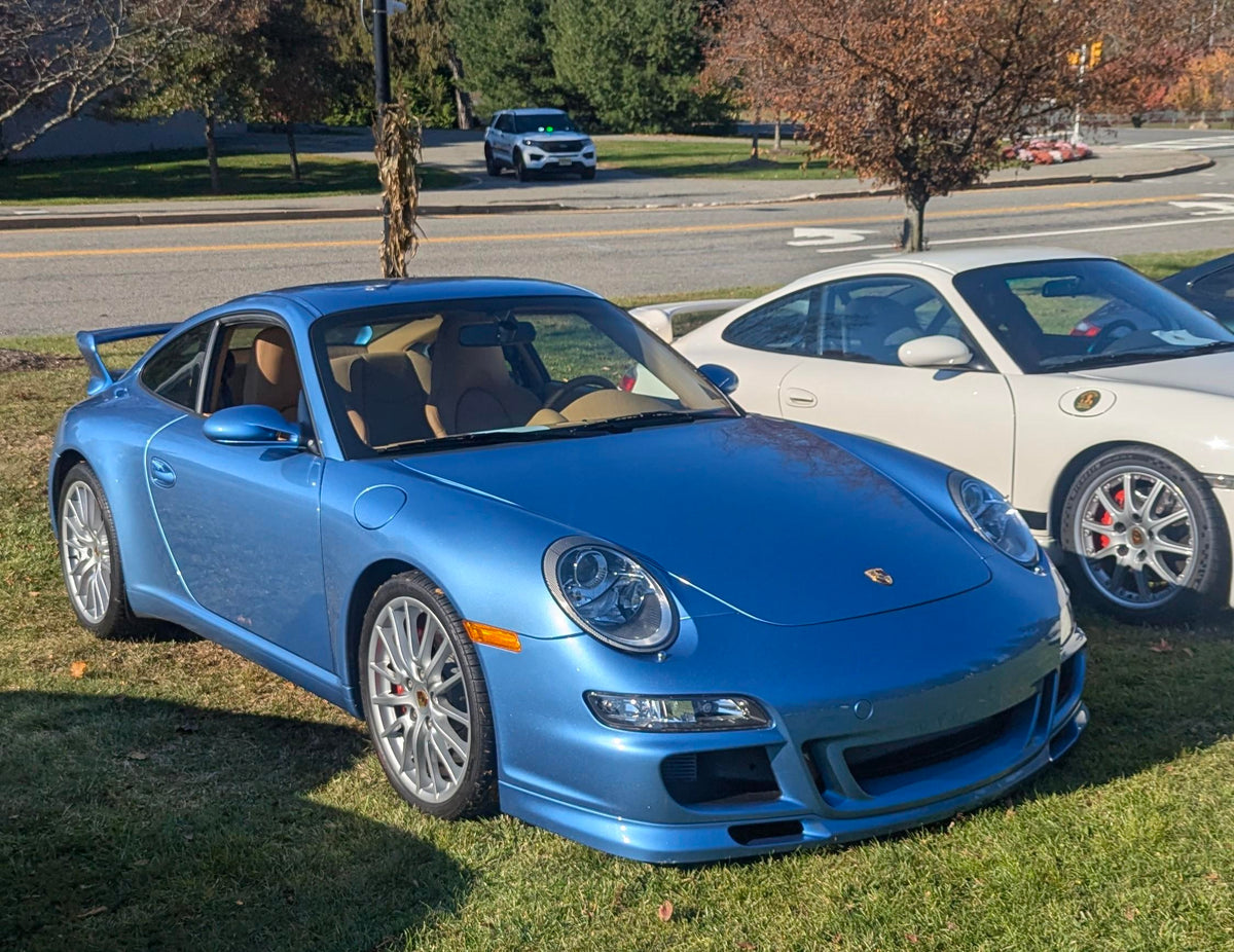 Porsche 911 Carrera S (997.1 Manual) (Rear-Engine Flat-6)